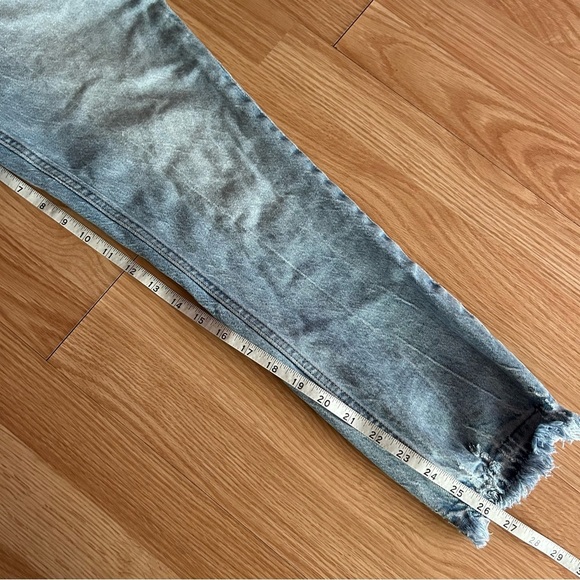 Abercrombie & Fitch High Rise Mom Jean Women’s 25/0 - Picture 7 of 9